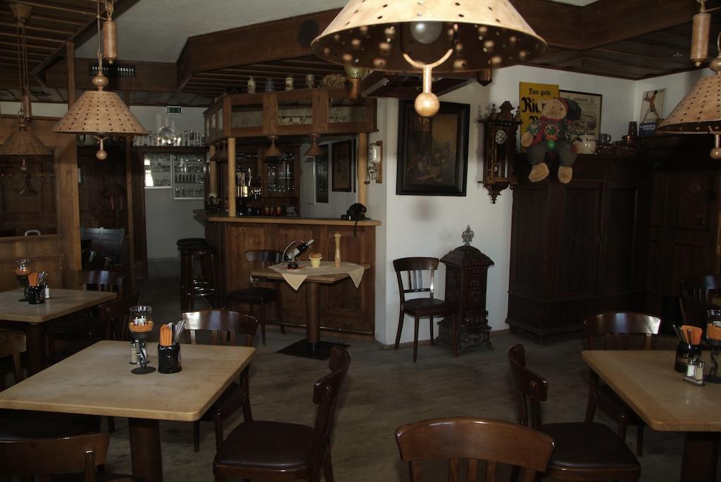 Am Rossplan Hotel Altenburg Buitenkant foto