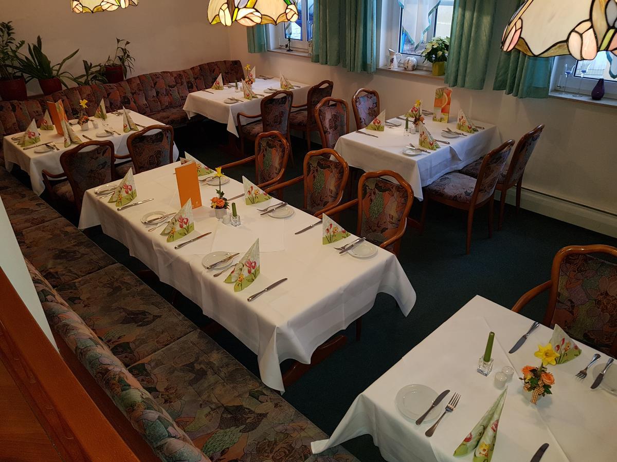 Am Rossplan Hotel Altenburg Buitenkant foto