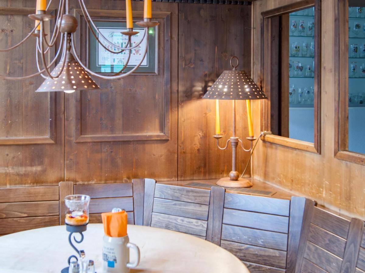 Am Rossplan Hotel Altenburg Buitenkant foto