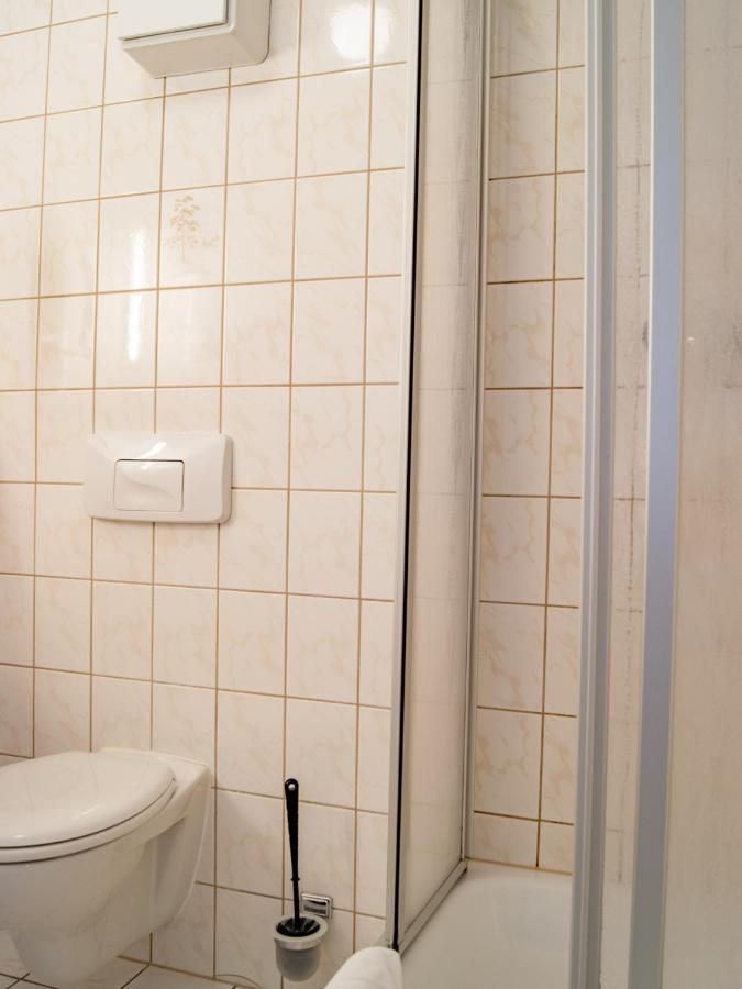 Am Rossplan Hotel Altenburg Buitenkant foto