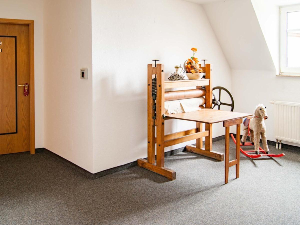 Am Rossplan Hotel Altenburg Buitenkant foto